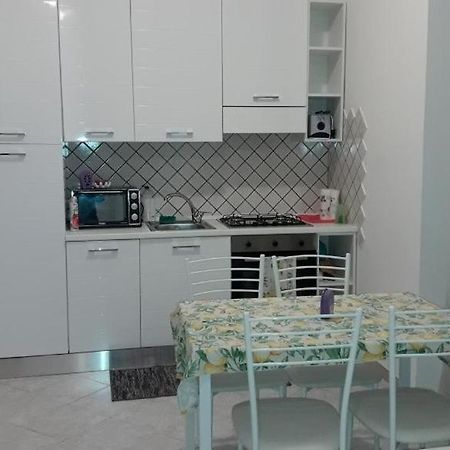 Marilyn House Leilighet Desenzano del Garda Eksteriør bilde