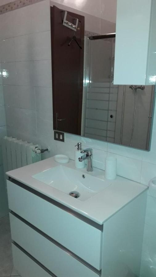Marilyn House Leilighet Desenzano del Garda Eksteriør bilde